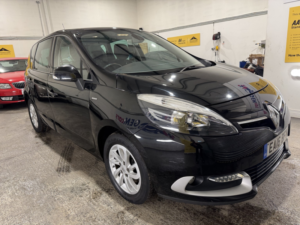2016 Renault Scenic 1.2 Limited Nav Tce 115 in Black — image 3