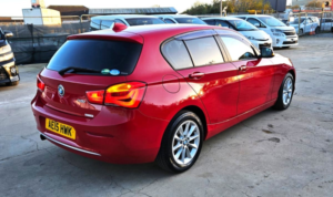 2015 BMW 1 Series 118i -Sports-1.6l Petrol-Automatic-Apple Carplay-Ulez/caz Pass-Free 18months Gold Warranty & 12 Months Aa Breakdown Cover in Red — image 4