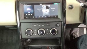 2019 Land Rover Discovery 2.0 Sd4 Se Auto 4WD Euro 6 (s/s) 5dr in Black — image 5