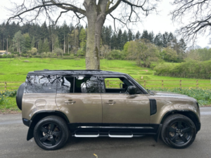 2023 Land Rover Defender 110 3.0 D250 Mhev X-Dynamic Hse SUV 5dr Diesel Auto 4WD Euro 6 (s/s) (250 Ps) in Brown — image 2