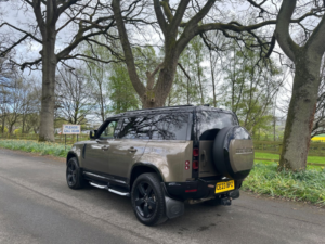 2023 Land Rover Defender 110 3.0 D250 Mhev X-Dynamic Hse SUV 5dr Diesel Auto 4WD Euro 6 (s/s) (250 Ps) in Brown — image 6