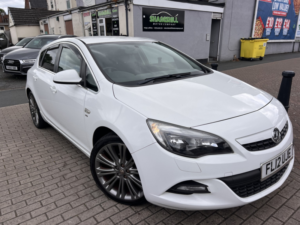 2012 Vauxhall Astra