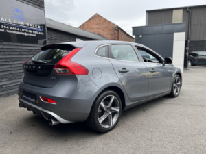 2014 Volvo V40 1.6 R-Design Lux D2 (115hp) in Grey — image 3