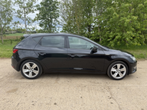 2015 SEAT Leon 2.0 Tdi Cr Fr Technology in Black — image 2