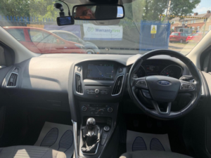 2015 Ford Focus 1.6 Tdci Titanium Euro 5 (s/s) 5dr in Blue — image 6