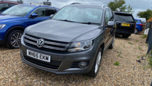 2016 Volkswagen Tiguan 2.0 Tdi Bluemotion Tech Match Edition DSG 4WD Euro 6 (s/s) 5dr in Grey — image 2