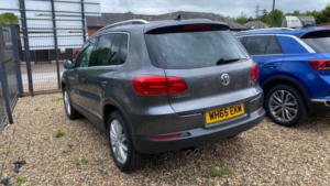 2016 Volkswagen Tiguan 2.0 Tdi Bluemotion Tech Match Edition DSG 4WD Euro 6 (s/s) 5dr in Grey — image 3