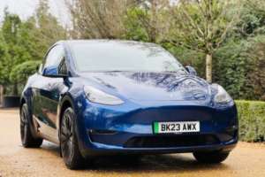 2023 Tesla Model Y (dual Motor) Long Range Auto 4wde 5dr in Blue — image 2