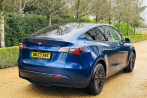 2023 Tesla Model Y (dual Motor) Long Range Auto 4wde 5dr in Blue — image 3