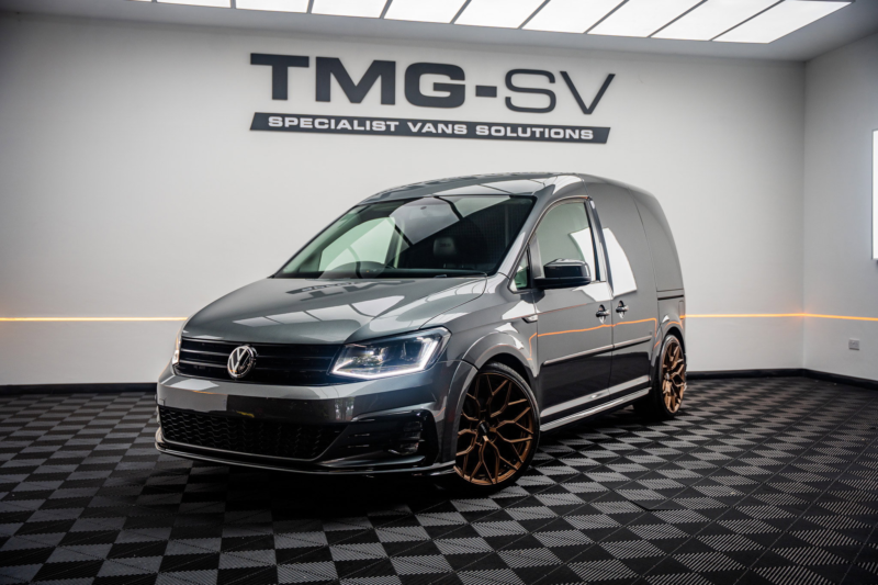 2020 Volkswagen Caddy 2.0 Tdi Caddy Tmg R Panel Van 5dr Diesel Manual Swb Euro 6 in Grey — image 1