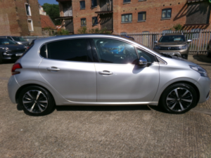 2018 Peugeot 208 1.2 Puretech Allure Premium in Silver — image 3