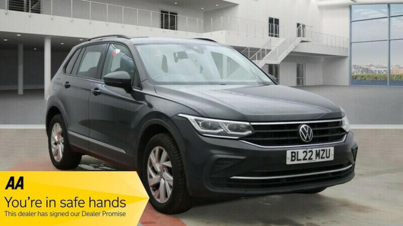 2022 Volkswagen Tiguan 1.4 Tsi 13kwh Life DSG Euro 6 (s/s) 5dr in Grey — image 1