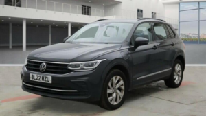 2022 Volkswagen Tiguan 1.4 Tsi 13kwh Life DSG Euro 6 (s/s) 5dr in Grey — image 3