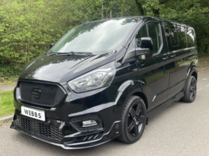 2020 Ford Tourneo Custom 2.0 310 Ecoblue Sport in Black — image 3