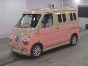 2005 Daihatsu Hijet Cargo 5d Dx Retro Styled in Pink — image 2