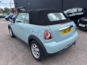 2013 MINI Convertible 1.6 Cooper Euro 6 (s/s) 2dr in Blue — image 2