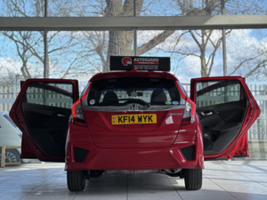 2014 Honda Jazz 1.5 Hybrid Es CVT Euro 5 5dr in Red — image 6