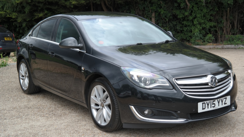 2015 Vauxhall Insignia 2.0 Cdti Ecoflex Sri Nav in Black — image 1