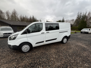 2021 Ford Transit Custom 2021 Crew Van 130 Ps - Rear Seats in White — image 4