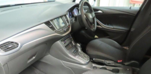 2019 Vauxhall Astra 1.4i Turbo Design Auto Euro 6 (s/s) 5dr in Black — image 2