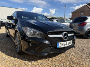 2014 Mercedes-Benz Cla 2.1 Cla220 Cdi Sport in Black — image 2