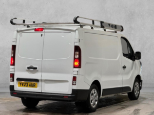 2023 Renault Trafic 2.0 Dci Blue Sl30 Advance L1 H1 Euro 6 (s/s) 5dr in White — image 5