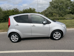 2011 Vauxhall Agila 1.2 Vvt Se in Silver — image 2