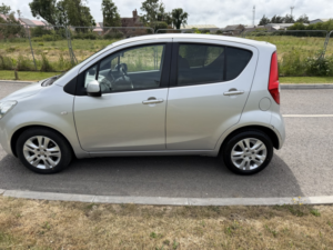 2011 Vauxhall Agila 1.2 Vvt Se in Silver — image 6