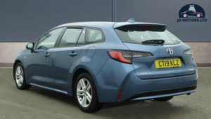2019 Toyota Corolla 1.8 Vvt-H Icon Tech Touring Sports CVT Euro 6 (s/s) 5dr in Blue — image 3
