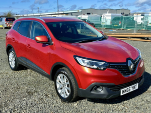 2017 Renault Kadjar 1.5 Dynamique Nav Dci 110 in Red — image 6