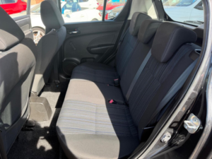 2013 Suzuki Swift 1.2 Sz3 Euro 5 5dr in Black — image 4