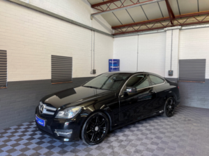 2014 Mercedes-Benz C-Class 2.1 C250 Cdi Amg Sport Plus Coupe 2dr Diesel G-Tronic+ Euro 5 (s/s) (204 Ps) in Black — image 4