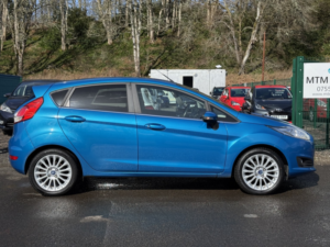 2013 Ford Fiesta 1.5 Tdci Titanium in Blue — image 5