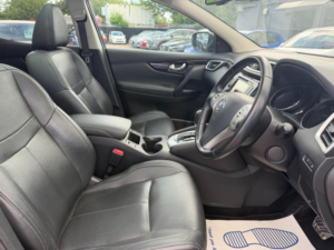 2016 Nissan Qashqai 1.6 Dci Tekna Xtron 2WD Euro 6 (s/s) 5dr in Blue — image 5