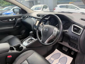 2016 Nissan Qashqai 1.6 Dci Tekna Xtron 2WD Euro 6 (s/s) 5dr in Blue — image 6