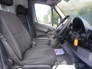 2014 Mercedes-Benz Sprinter 313 Cdi Refrigerated Luton Van in White — image 7