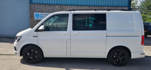 2018 Volkswagen Transporter 2.0 Bitdi T32 Bluemotion Tech Highline Kombi DSG Fwd Swb Euro 6 (s/s) 5dr in White — image 4