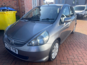 2005 Honda Jazz 1.4 I-Dsi Se CVT-7 5dr in Silver — image 2