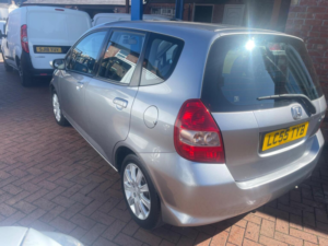 2005 Honda Jazz 1.4 I-Dsi Se CVT-7 5dr in Silver — image 3