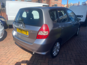 2005 Honda Jazz 1.4 I-Dsi Se CVT-7 5dr in Silver — image 4