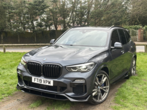 2019 BMW X5 3.0 X5 Xdrive30d M Sport in Grey — image 2