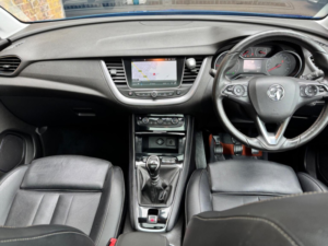 2018 Vauxhall Grandland X 1.5 Turbo D Blueinjection Elite Nav Euro 6 (s/s) 5dr in Blue — image 4
