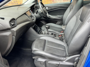 2018 Vauxhall Grandland X 1.5 Turbo D Blueinjection Elite Nav Euro 6 (s/s) 5dr in Blue — image 5