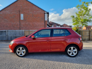 2015 Skoda Fabia 1.4 Tdi Se L in Red — image 6