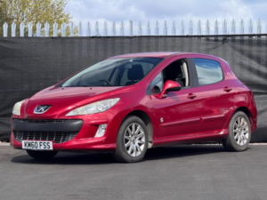 2010 Peugeot 308 1.6 Hdi Envy 5dr in Red — image 4