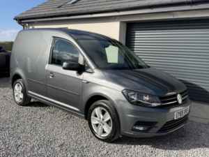 2019 Volkswagen Caddy 2.0 Tdi C20 Highline in Grey — image 6
