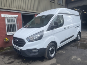2020 Ford Transit Custom 2.0 300 Ecoblue Leader in White — image 2