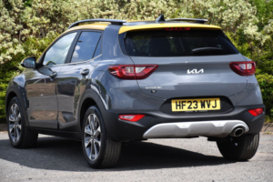 2023 Kia Stonic 1.0 T-Gdi Quantum SUV 5dr Petrol Manual Euro 6 (s/s) (99 Bhp) in Grey — image 3