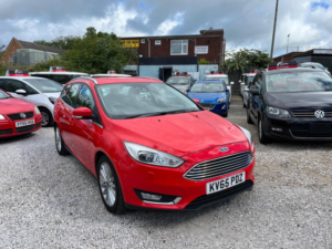2015 Ford Focus 1.5 Tdci Titanium X Euro 6 (s/s) 5dr in Red — image 4