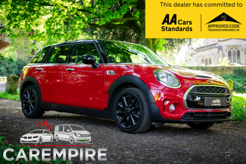 2018 MINI Clubman 2.0 Clubman Cooper Sd in Red — image 1